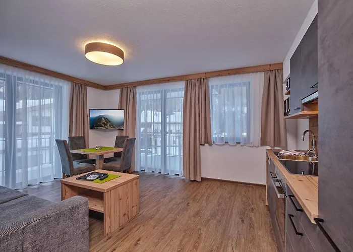 Ξενοδοχείο με διαμερίσματα Montagna 3*